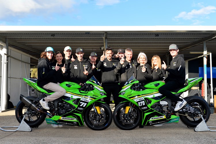 Kawasaki BCperformance Racing Team (Photo credit @wussel_colvin)